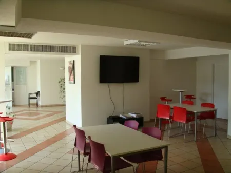 City Résidence Sophia Отели рядом с достопримечательностью «SKEMA Business School - Sophia Antipolis»