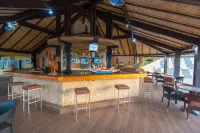 Le Saly Hôtel & Hôtel Club Les Filaos 全包 - 酒吧