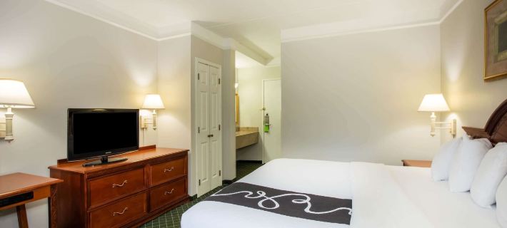 La Quinta Inn & Suites by Wyndham Melbourne Viera Hotels in Brevard County