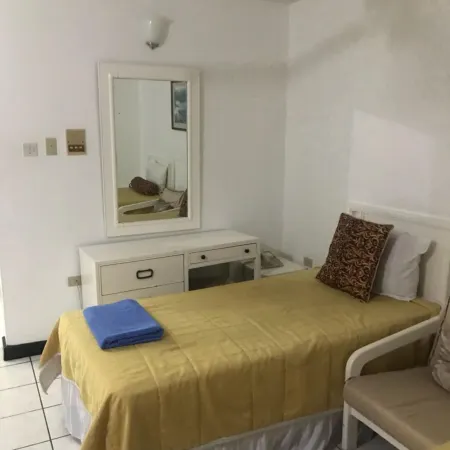 Ocho Rios Beach Apt at Sandcastles