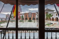 Hotel la Pinta - بار