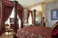 Queen Anne Hotels near San Francisco State University