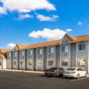 Quality Inn & Suites Near Nas Fallon