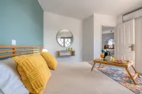Georgia Vicky Studios & Apartments