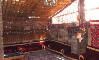 Bedouin Castle - Housity