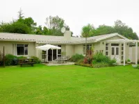 Cherry Berry Lodge Hotels in George Municipality