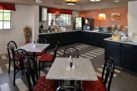 Quality Inn Near Parc Natchitoches - breakfast