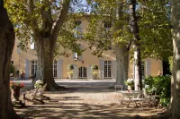 Château de Saint-Girons - Luxury Guest House in Provence - Homestays