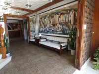 Hostal Port Fornells - Pensions