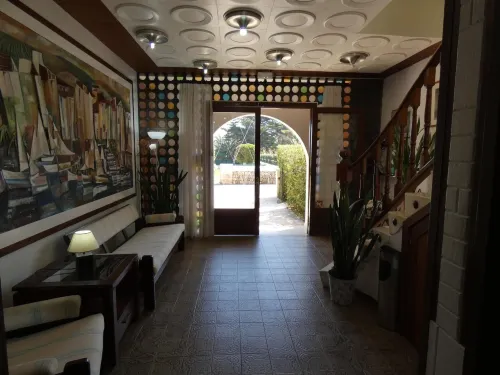 Hostal Port Fornells - เกสต์เฮาส์