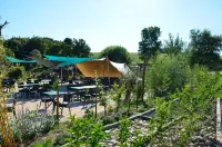 Cabanes Trésors de Campagne,Spas Privatifs Hotels in Limoux