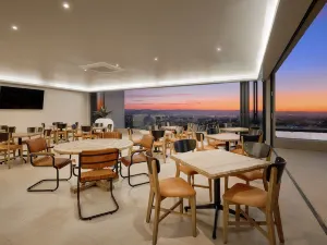 Blueberry Hill Hotel