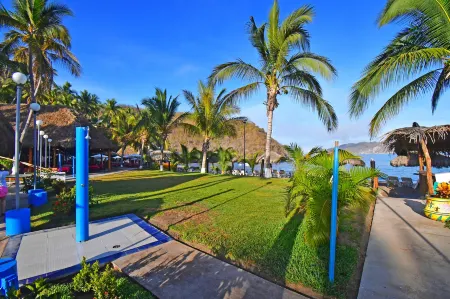 La Quinta Gran Bahía, Cuastecomates - Todo Incluido