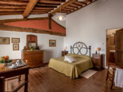 Fattoria del Colle Hotels in Trequanda