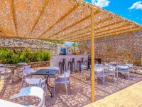 Hilltop Residences Hotels in Petalidi