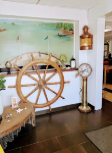 National 9 Inn Showboat