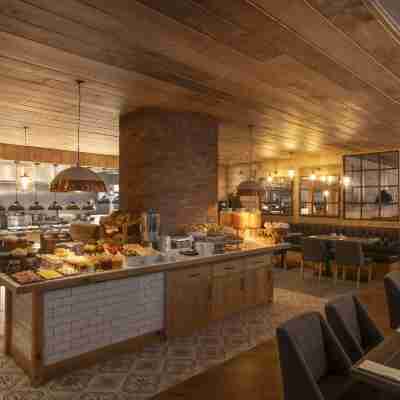 Maldron Hotel Finsbury Park, London Dining/Meeting Rooms