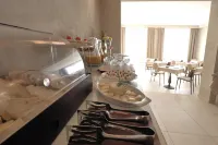 Hotel Cecina Beach - breakfast