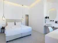 Alana Mykonos