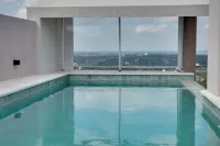 헤스티아 앳 포르브 몰라스 로페스