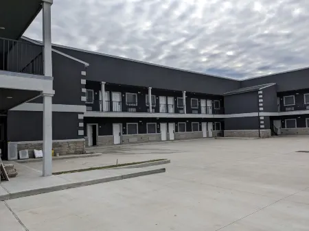 Captain Suites Отели в г. Бейтаун