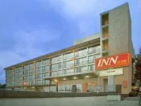 Inn at the Convention Center Hotels near Oregon Convention Center