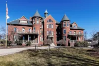 The Centennial Hotel Hotels in Concord