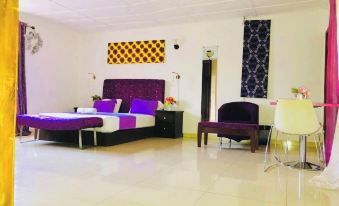 Zunox Guest House