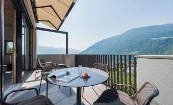 Paloria Apartments & Sport