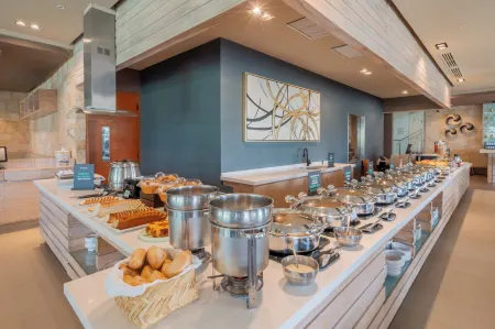 Holiday Inn Acapulco la Isla, an IHG Hotel