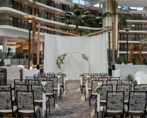 Embassy Suites by Hilton Phoenix Biltmore Thư giãn & Giải trí Photos