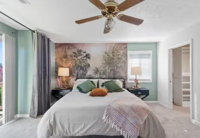 Bridging the Gorge & City: Your Cozy Home!