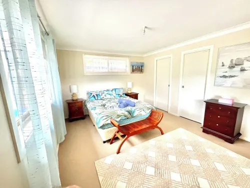 Tuncurry Tranquility family and dog friendly house / garden conveniently located