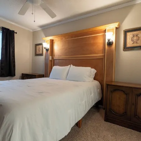 Sunset Summit Condo - Close to Slopes • Fireplace • Family-Friendly