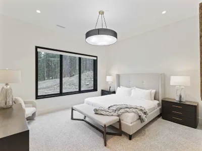 Big Sky Summit Chalet / Ski-in • Hot Tub • Wi-Fi Hotels near Big Sky Resort