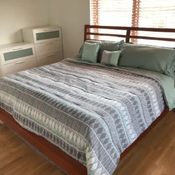 Beautiful Wide Bayfront Villa la Vue unit