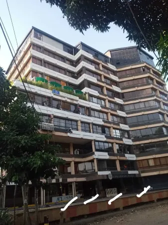 The Crossroads Hotel, Westlands
