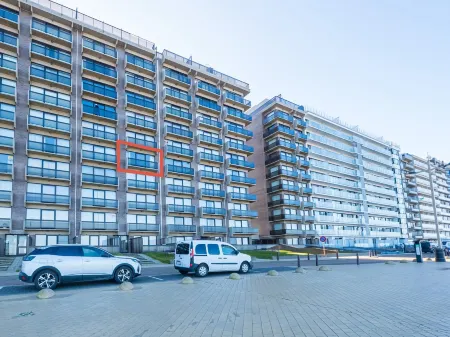 Nice Apartment on the 4th Floor Отели рядом с достопримечательностью «Residence Park Cosmos - B.V.B.A. Luna»