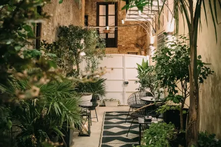 Palazzo Natoli Boutique Hotel