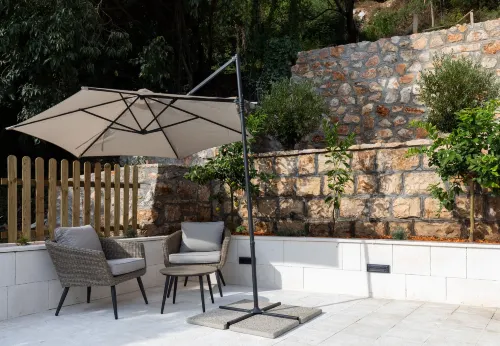 Apartments and Rooms Villa Naida