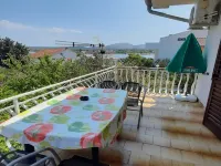 Apartment by the Beach Hotels in Bilice