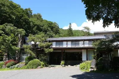 Nukumorino-Yado Komanoyu Hotels near Silver Osmanthus Tree at Tsumago