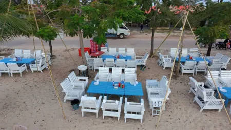 The Last Beach House Отели в г. Trapeang Sangkae
