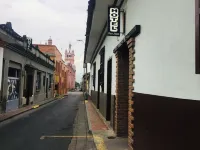 Hotel Don Juan Hotele w: Buga