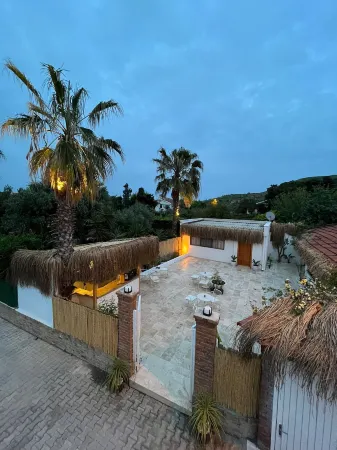 kai urla Отели в г. Denizli Mahallesi