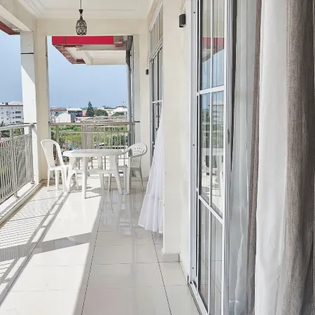 Luxe Guest House