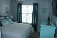 2BD/2 BR Water Front Condo ... Haven in the springs