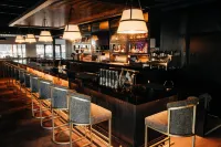 The Trail Hotel - bar