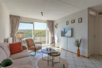 Pet-Friendly Apartment - balcony
