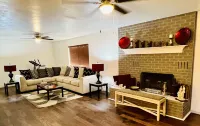 Amazing and Cozy King-Queen Bed Suites w/RV Parking